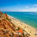 Дом отдыха #086 Fish House Unique Coastal Албуфейра