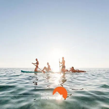 #086 Fish House By Holidays 度假居 *