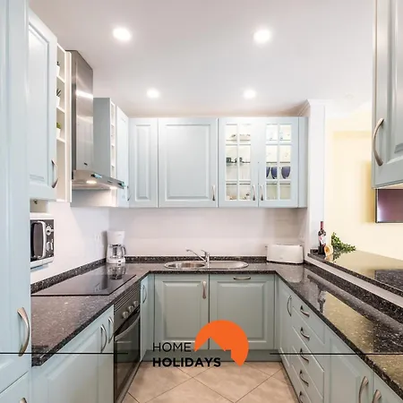 #086 Fish House By Holidays * Albufeira